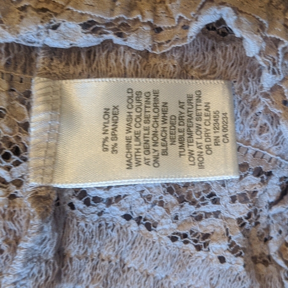 *3/$10* Lord & Taylor Top Size Large - Picture 4 of 4